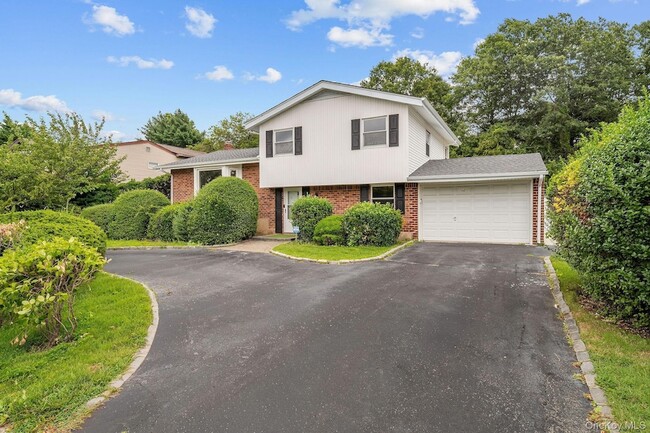 Photo - 12 Warren Ln
