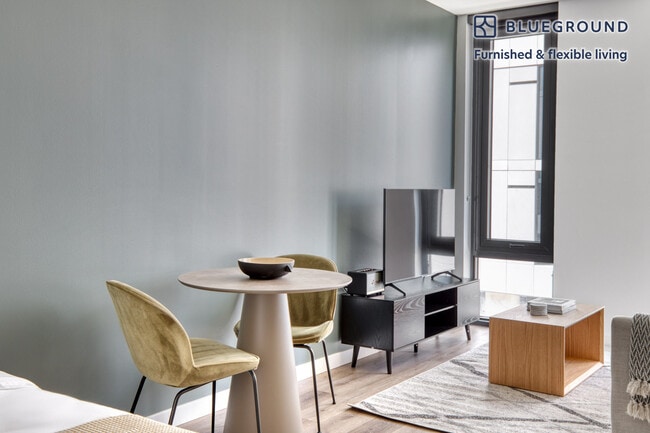 Photo - 704 Spring St Unit FL5-ID459