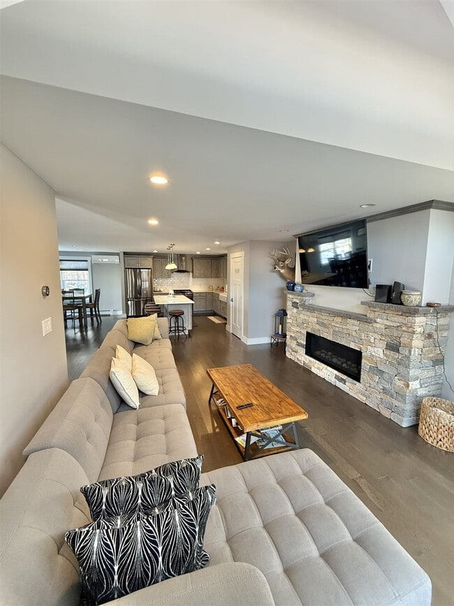 Photo - 6 Jeremy Dr Unit SI ID1467692P