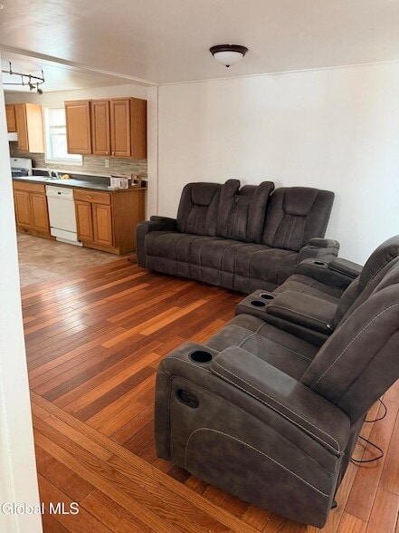 Photo - 200 Mohawk St Unit 1