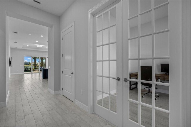 Photo - 10366 Northbrook Cir