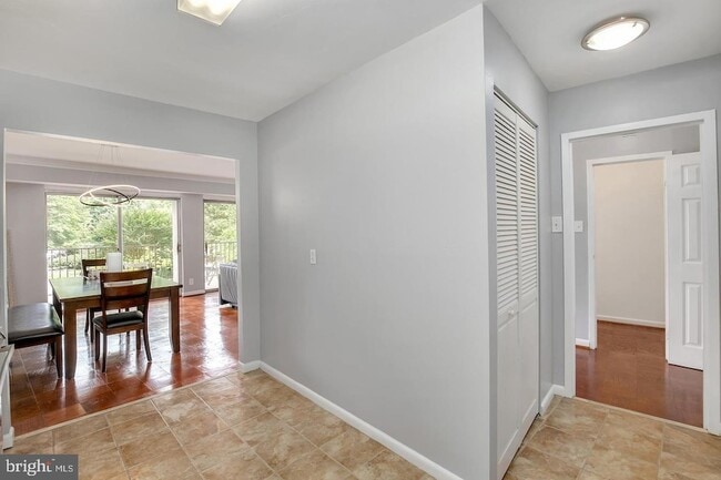 Photo - 9039 Sligo Creek Pkwy Unit 205