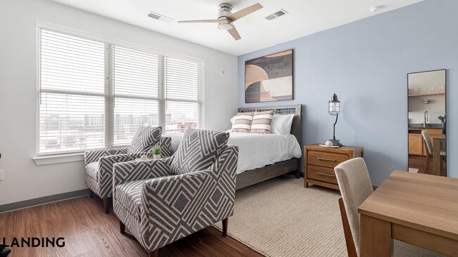 Photo - 302 13th St S Unit 527