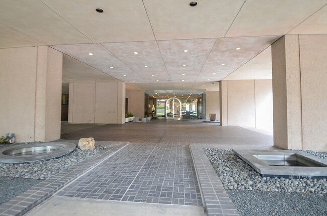 Photo - 5000 Montrose Blvd Unit 12B