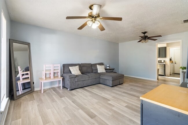 Photo - 309 Blake Dr Unit A