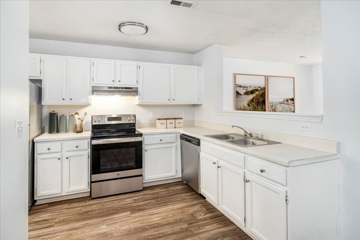 Floor Plan - 3 Bed, 2 Bath Apartment - Apply Now!