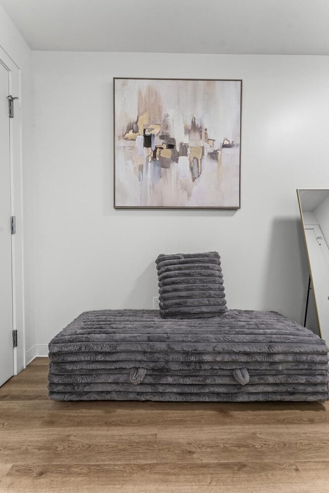 Photo - 280 Western Ave Unit SI ID1373109P