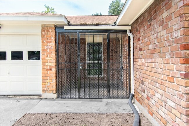 Photo - 11026 Sandstone St