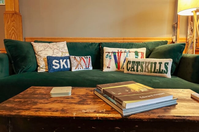 Building Photo - 155 Swart St Unit SI ID1492976P