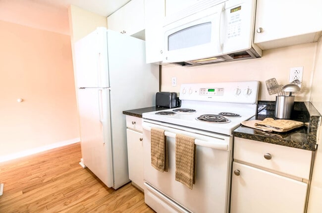 Photo - 127 Greyrock Pl Unit SI FL6-ID1050394P