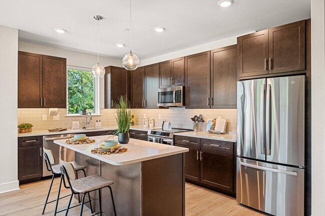 Photo - Hamilton at Eagleview