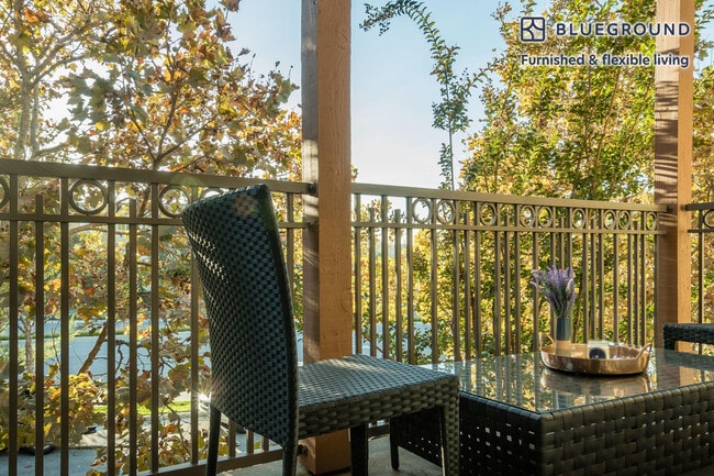 Photo - 262 Azevedo Cir