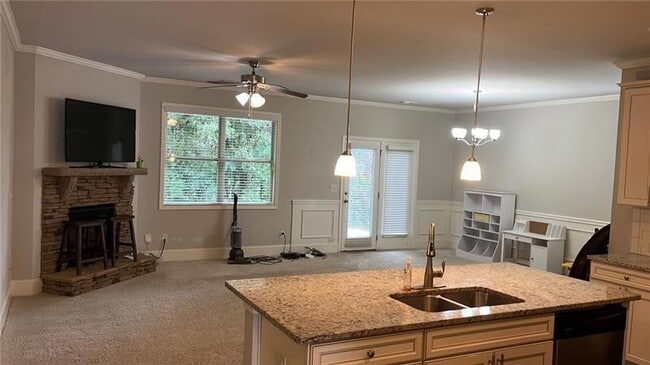 Photo - 4085 Huron Dr