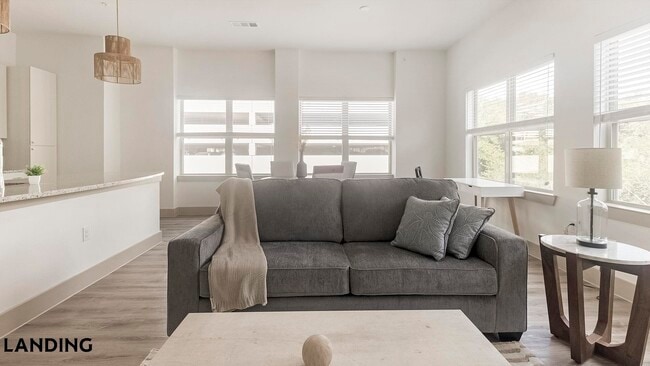 Building Photo - 18210 Park Row Blvd Unit 1282