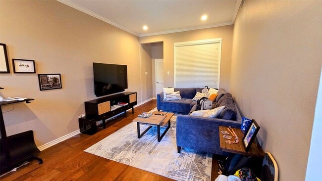 Photo - 3311 Blackburn St Unit 109