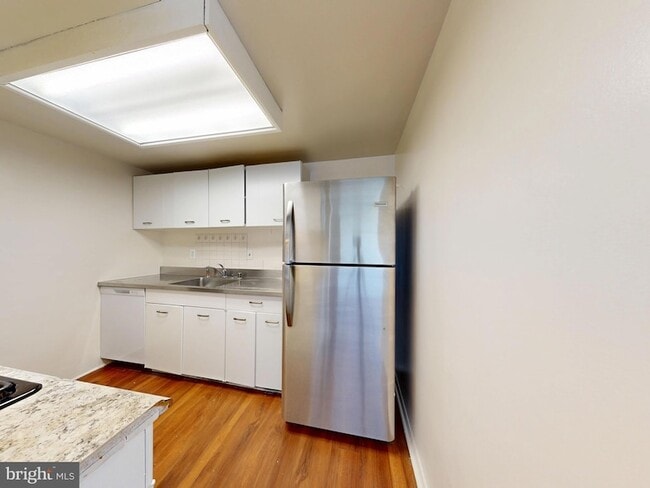 Photo - 4600 Duke St Unit 1102