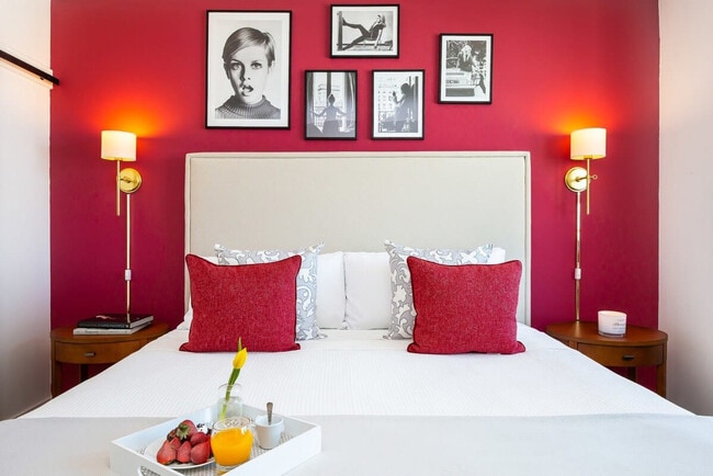 Photo - 2889 McFarlane Rd Unit ID1240510P