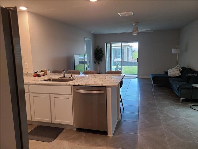 Photo - 10209 Kalamazoo Pl