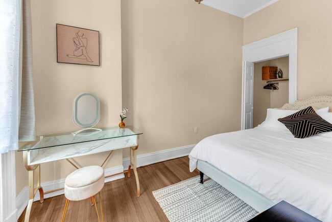 Photo - 45 Monroe Pl Unit ID1359088P