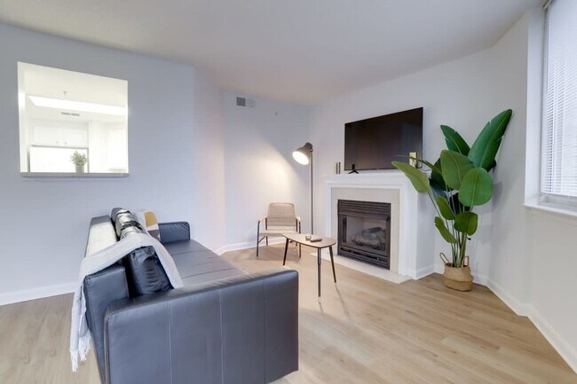 Photo - 901 N Pollard St Unit FL6-ID1022556P