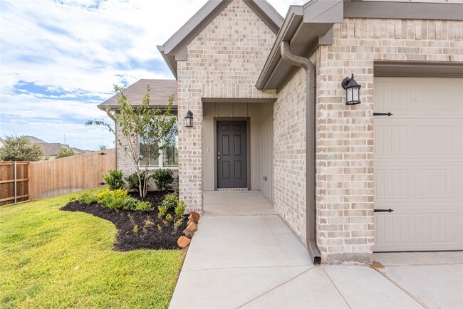 Photo - 1500 Lake Ridge Drive