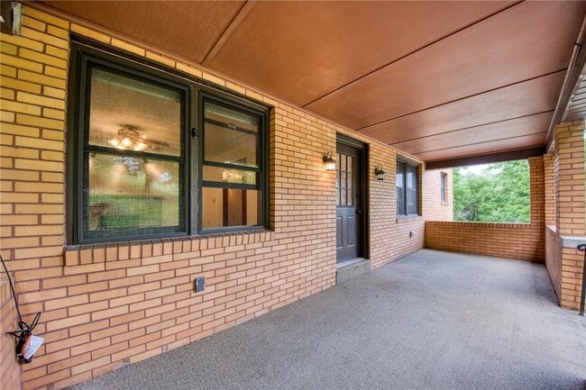 Building Photo - 4465 Mt Troy Rd Ext Unit 1