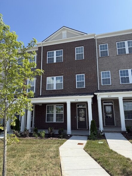 Photo - 420 Seneca St