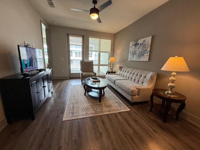 Building Photo - 3699 Lenox Rd NE Unit ID1325110P