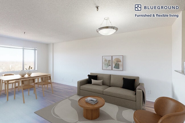 Building Photo - 2251 Pimmit Dr Unit SI FL14-ID8054A