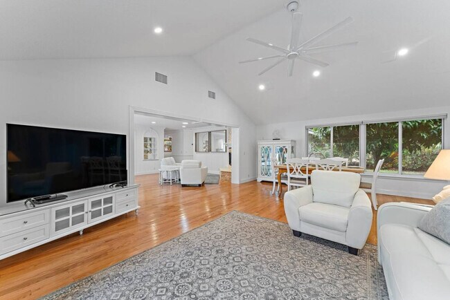 Photo - 460 Sunrise Way Unit SI ID1631332P