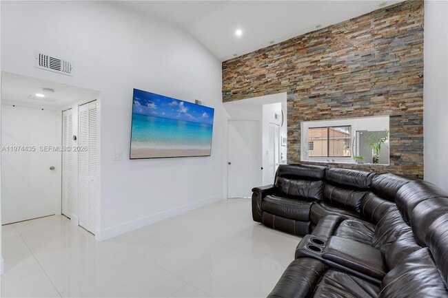 Building Photo - 13060 SW 64th Terrace Unit 1208