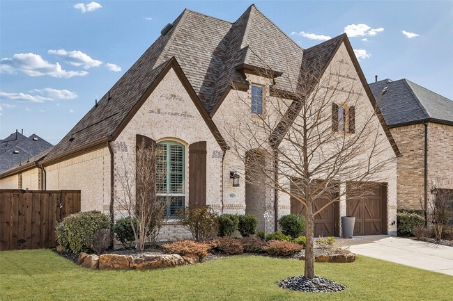 Photo - 950 Gentle Knoll Ln