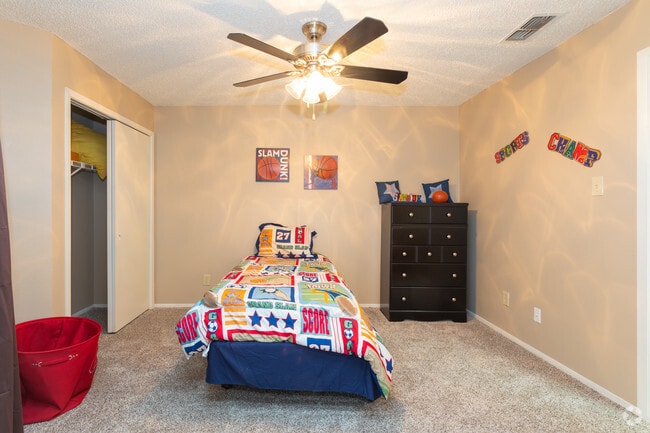 Photo - Sutton House Apartments