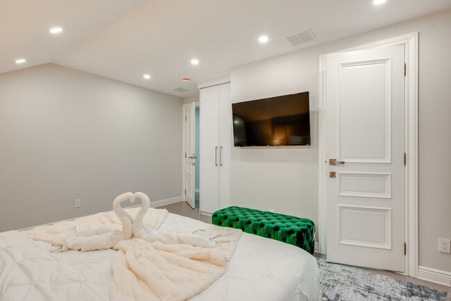 Photo - 2135 Rosemont Dr Unit SI ID1495029P