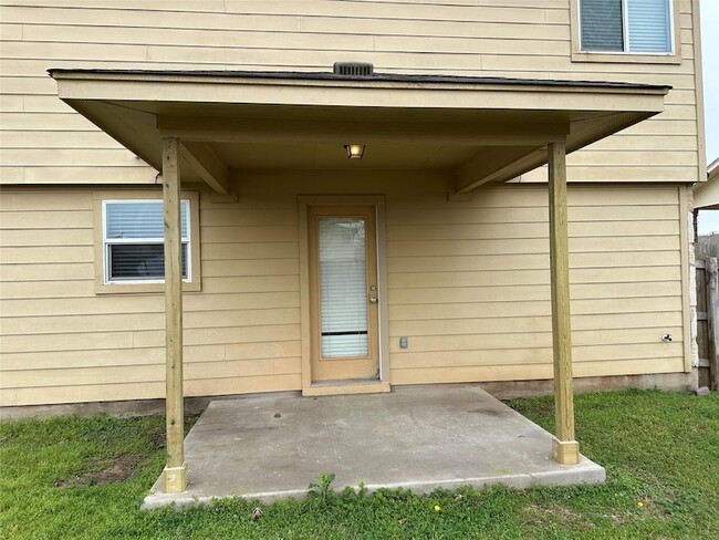 Photo - 307 Wildcat Dr