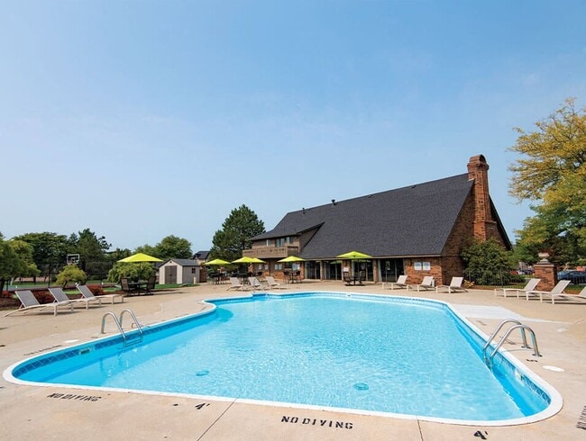 Take a Dip in Our Sparkling Swimming Pool - Fox Hill Glens