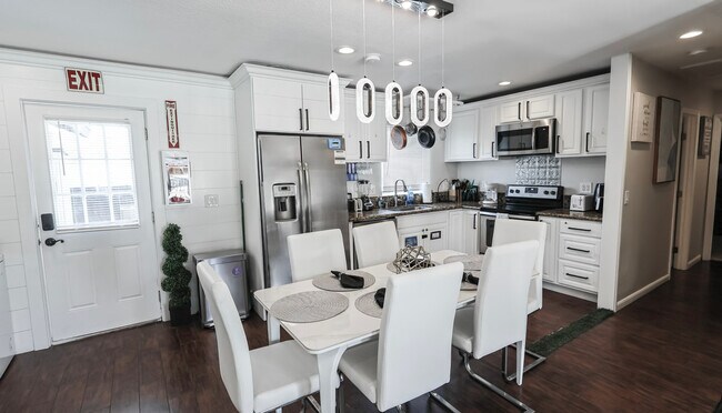 Photo - 660 Sunnyside Ave Unit SI ID1471797P