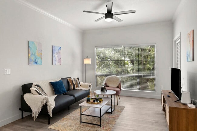 Building Photo - 875 W Pecos Rd Unit ID1014512P