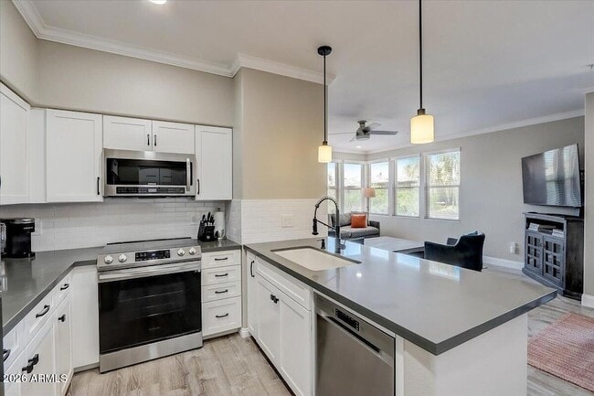 Building Photo - 19777 N 76th St Unit 2133