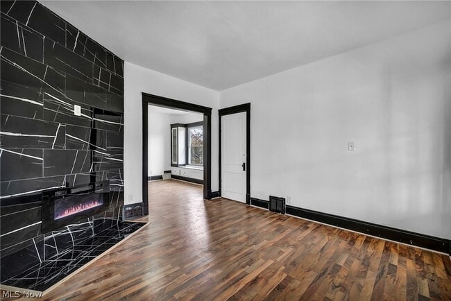 Photo - 12001 Oakview Ave Unit UP