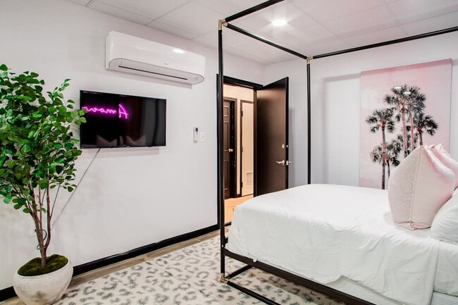 Photo - 1020 16th St NW Unit ID1037712P