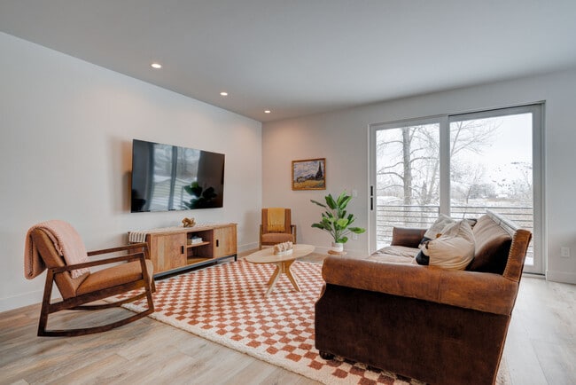 Photo - 605 E Bryant St Unit ID1292391P