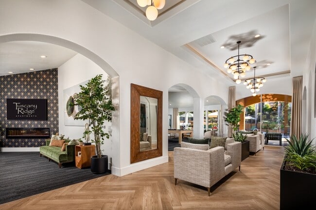 Photo - Tuscany Ridge