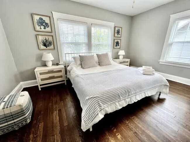 Photo - 9711 Clifton Blvd Unit SI ID1593901P