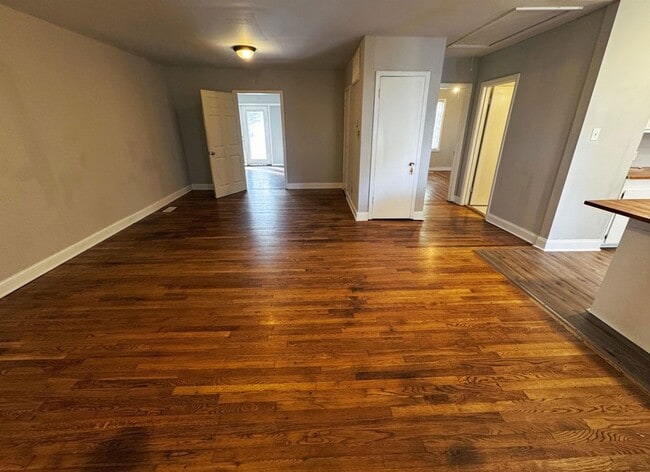 Photo - 3829 Guernsey Ave