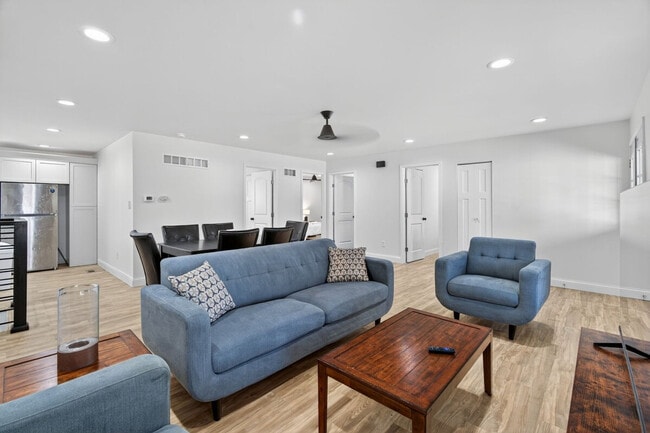 Photo - 2348 Vorhof Dr Unit SI ID1516070P