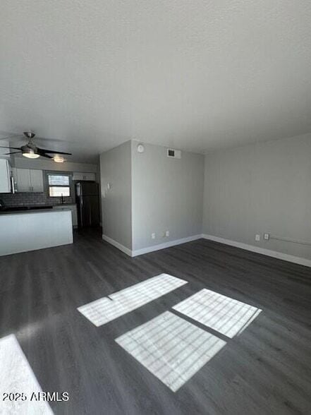 Photo - 2250 W Glendale Ave Unit S