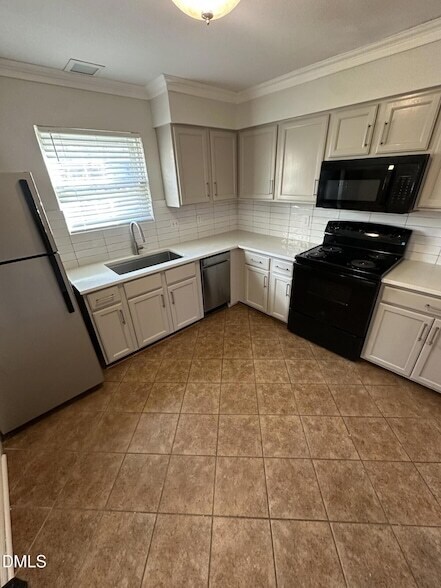 Photo - 6553 New Market Way