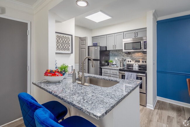 Photo - Vetra West End