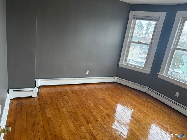 Photo - 1018 Hancock Ave Unit 3